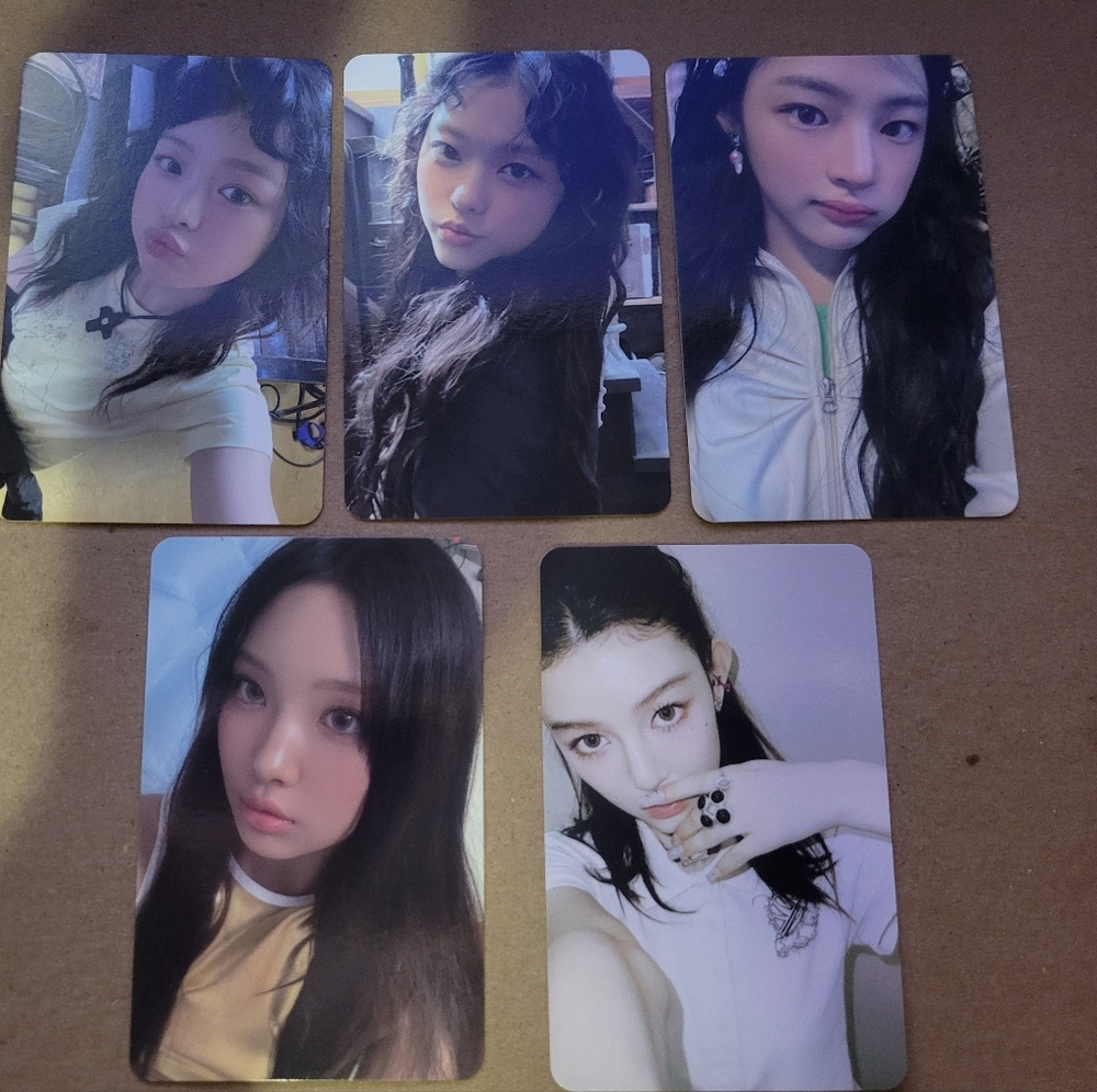 New Jeans Photocard Set